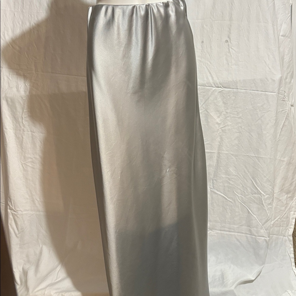 Renee C. Shimmering Silver Pencil Skirt